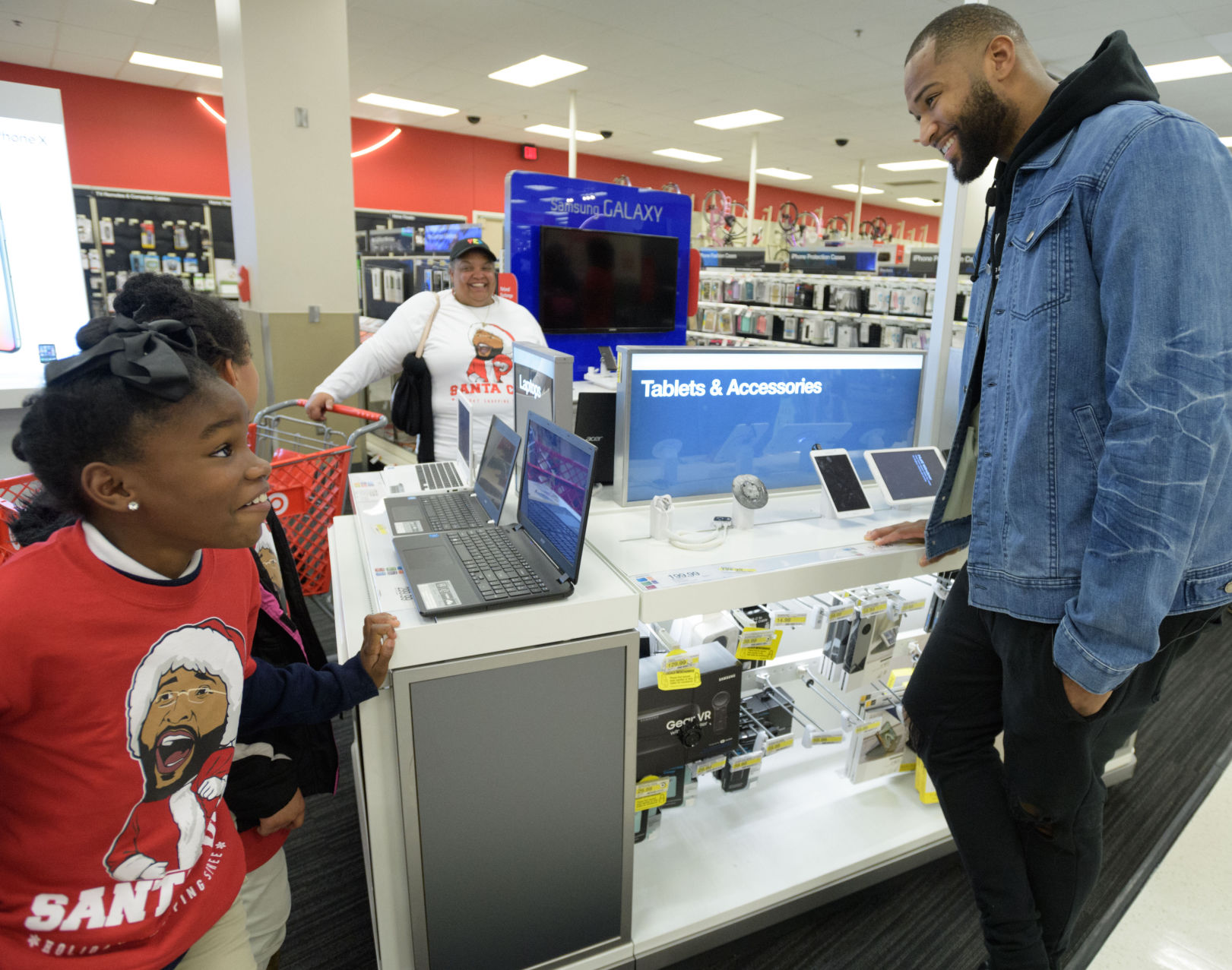 no.demarcuscousins.120817.008.JPG